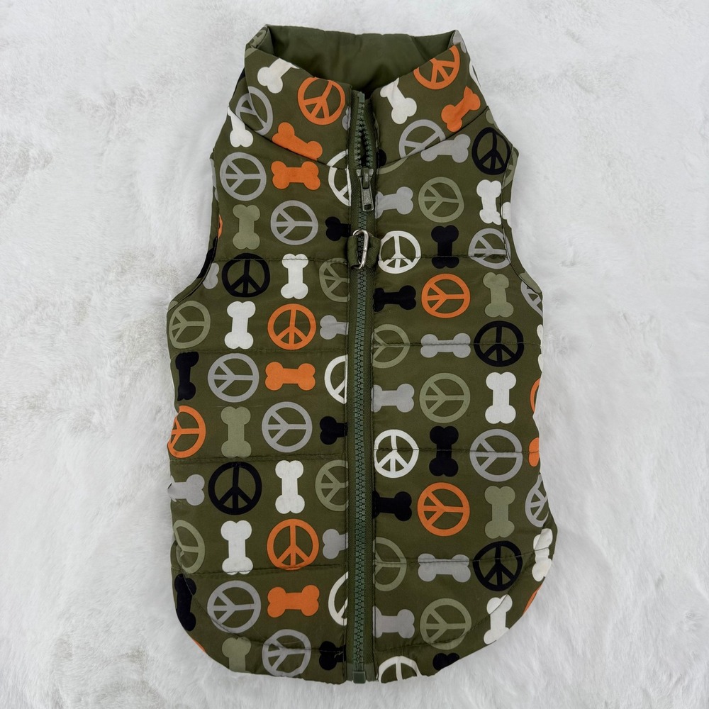 Wagby Peace Bone Puffer Vest Dog M Green Zip Up Leash D-Ring Pet Coat